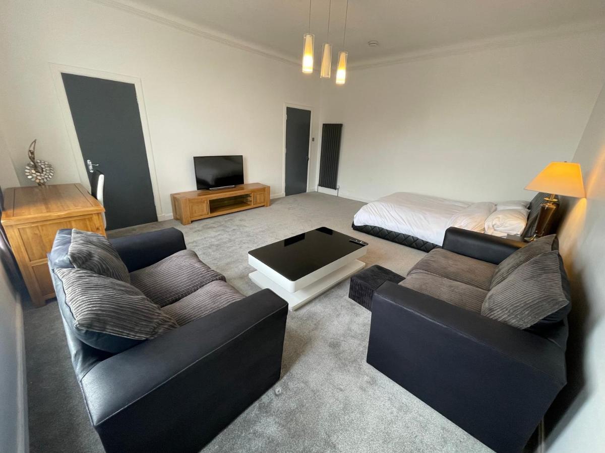 布罗克斯本Premier 2 Bed Flat C公寓 外观 照片